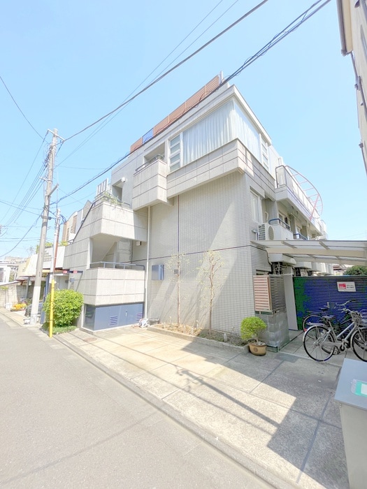 アンディハウスの物件外観写真