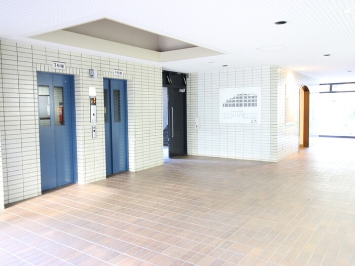 シーアイハイツB棟(1004)の物件外観写真