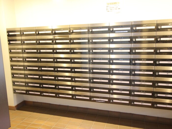 シーアイハイツB棟(1004)の物件外観写真