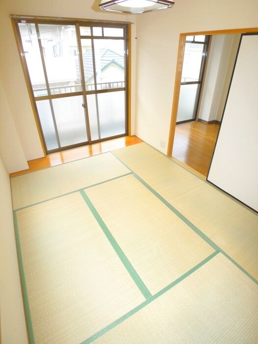 SUZUKI　マンションの物件内観写真