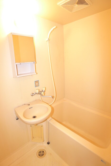 SUZUKI　マンションの物件内観写真