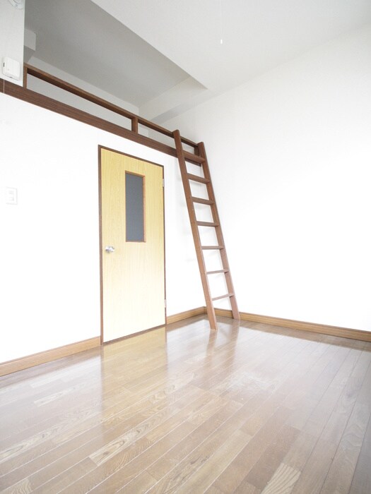 イリス三田の物件内観写真