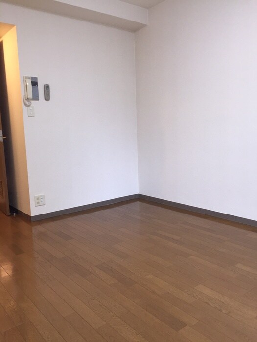 ｸﾞﾘ-ﾝｼﾝﾌｫﾆ-ﾋﾞﾙ（1～5号室）の物件内観写真