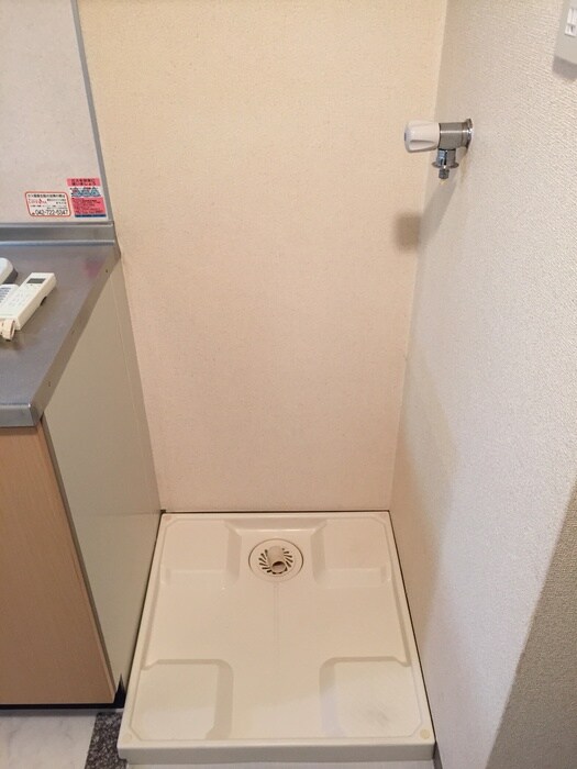 ｸﾞﾘ-ﾝｼﾝﾌｫﾆ-ﾋﾞﾙ（1～5号室）の物件内観写真