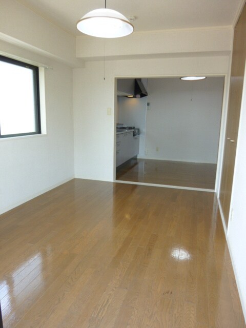 ＭＣベ－スビルの物件内観写真