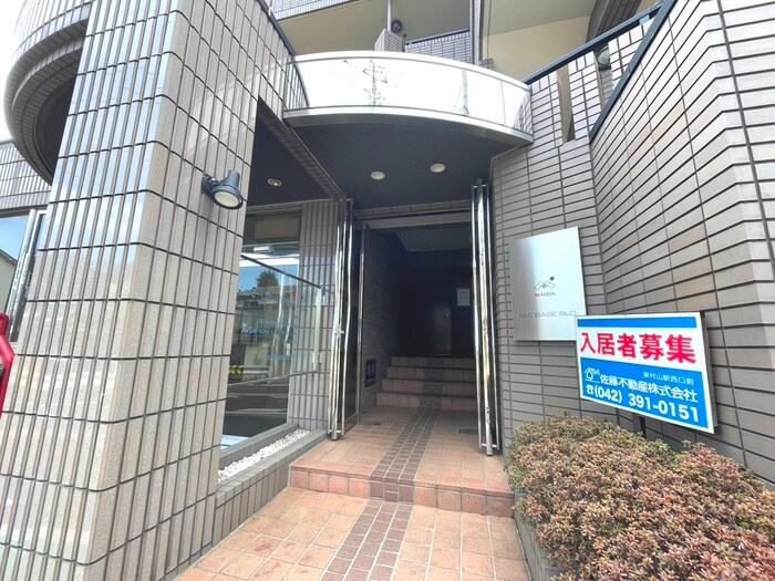 ＭＣベ－スビルの物件外観写真