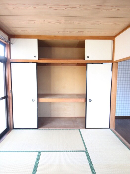 大河内ハイツ１号棟の物件内観写真