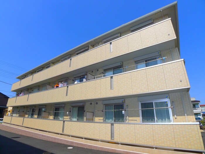 カーサ　リュミエールの物件外観写真