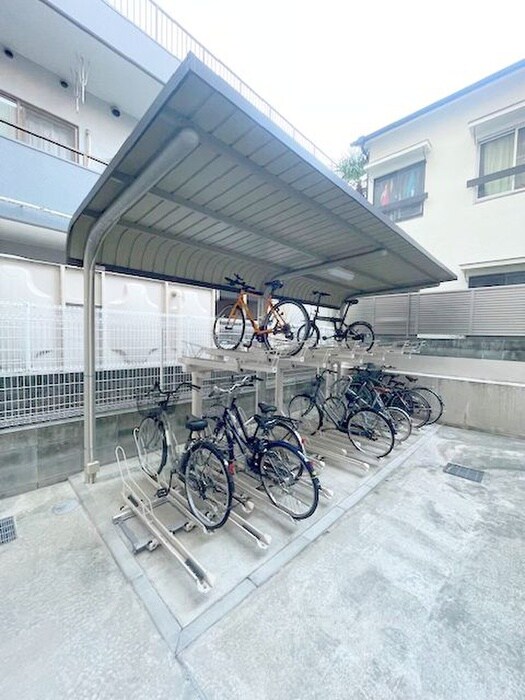 フェリシア浦和常盤の物件外観写真