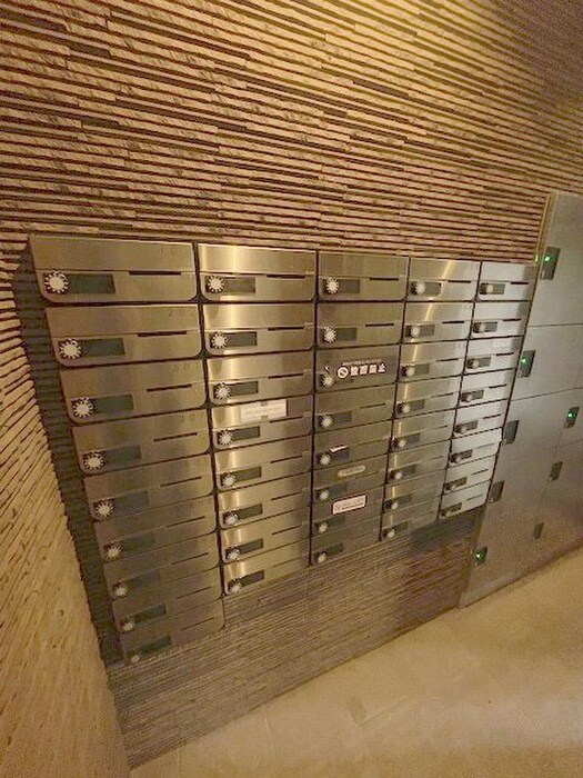 フェリシア浦和常盤の物件外観写真