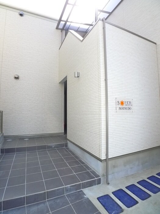 ＳＯＬＥＩＬ　ＭＡＴＳＵＤＯの物件外観写真