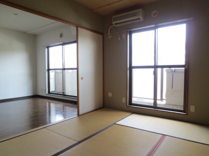 鵜野森グリ－ンヒルズの物件内観写真