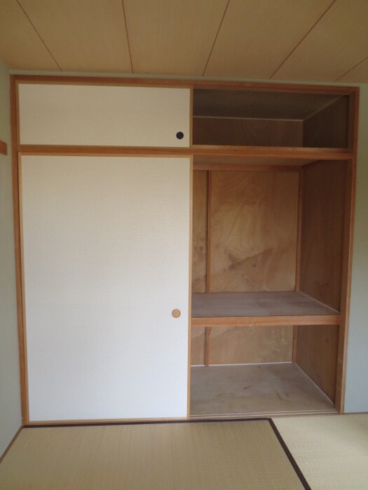 鵜野森グリ－ンヒルズの物件内観写真