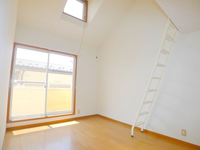 プラザ・ドゥ・アリーナの物件内観写真