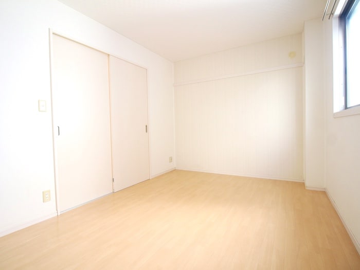 ローベンハイツ上沢Ｂの物件内観写真