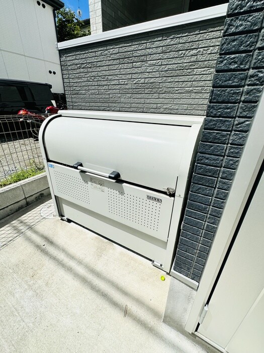 リーヴェルポート四つ木Briseの物件外観写真