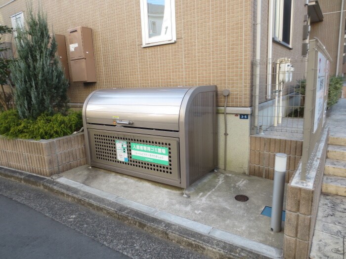 リッツハウスミノ－ルの物件外観写真