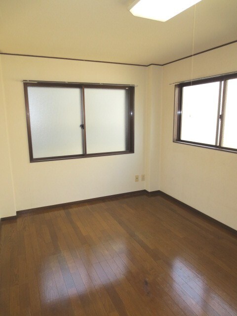 塩谷ビルの物件内観写真