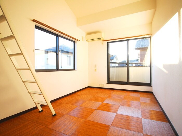 レンナ・レンナの物件内観写真