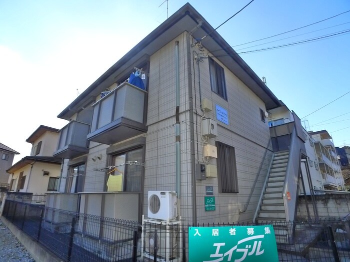 ハイツアバンセの物件外観写真