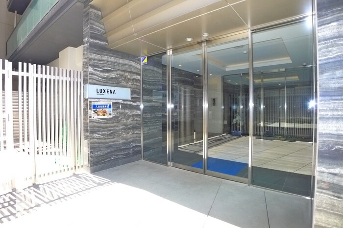 ラグゼナ秋葉原の物件外観写真