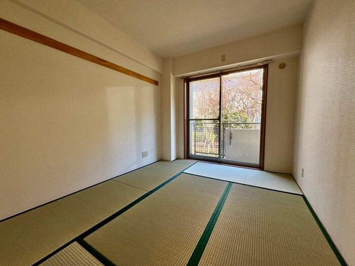 ドルフ喜多見Ｓ棟の物件内観写真