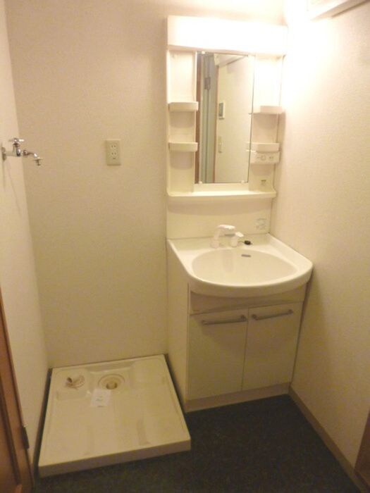 ドルフ喜多見Ｓ棟の物件内観写真