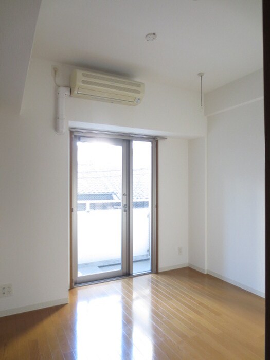 レジディア文京湯島Ⅱの物件内観写真