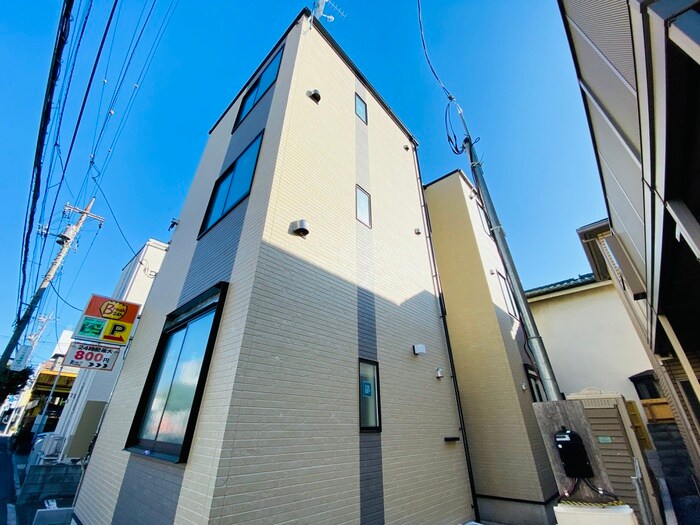 メゾン・ド・シエルの物件外観写真