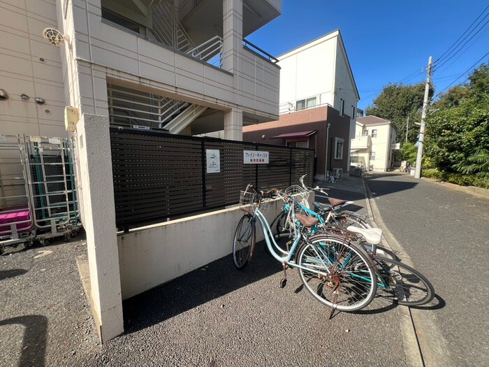 ファイン・キャッスルの物件外観写真