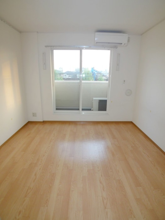 ノ－ブル・コ－トの物件内観写真