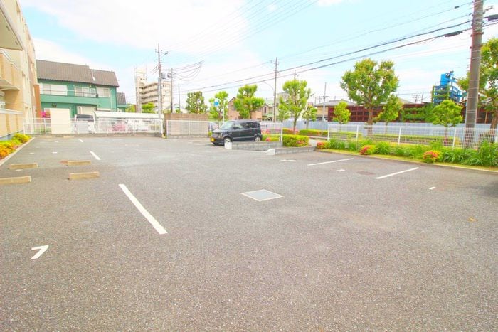 ノ－ブル・コ－トの物件外観写真