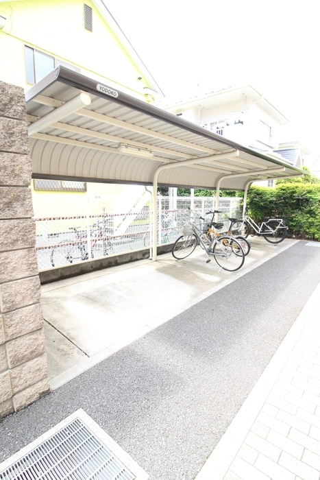 ノ－ブル・コ－トの物件外観写真