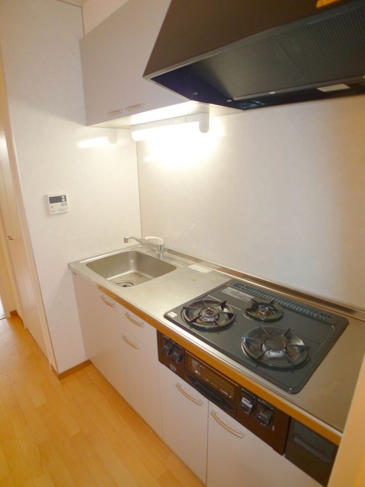 ノ－ブル・コ－トの物件内観写真