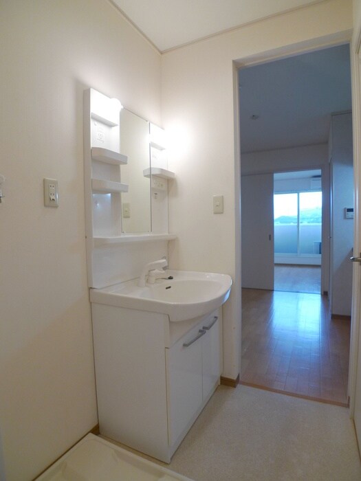 ノ－ブル・コ－トの物件内観写真