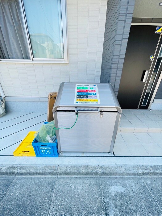 スタジオメイズの物件外観写真