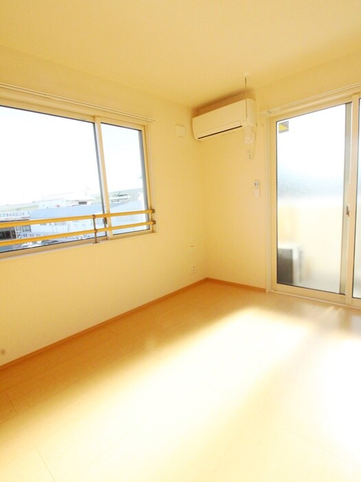 アンバサルの物件内観写真