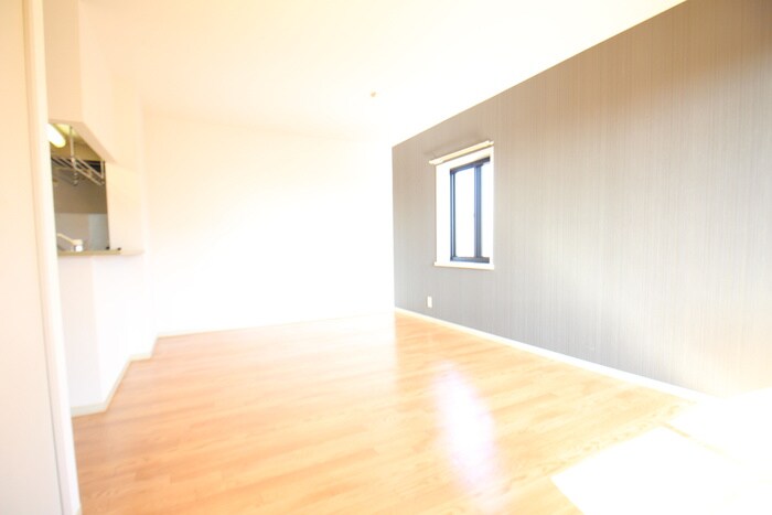 カ－サヴェルディⅡの物件内観写真