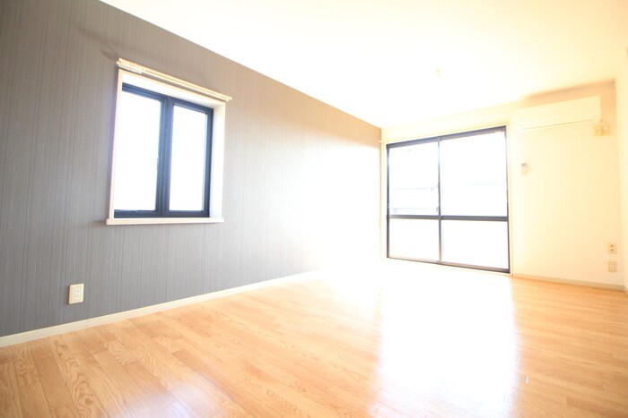 カ－サヴェルディⅡの物件内観写真