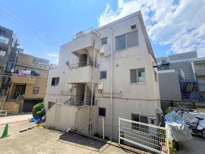 フラット大竹の物件外観写真