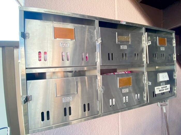 ローズプラザの物件外観写真