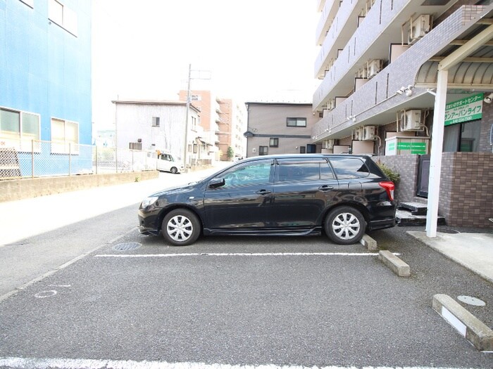 リ－ベルサンアイの物件外観写真