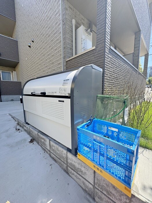 小豆沢レジデンスの物件外観写真