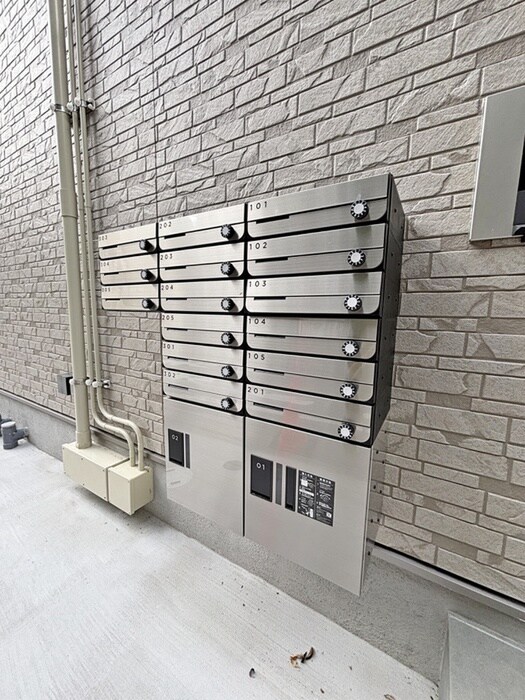 小豆沢レジデンスの物件外観写真