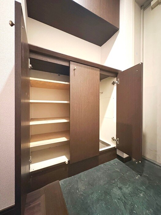 コスモ葛西臨海公園ﾛｲﾔﾙｺｰﾄの物件内観写真