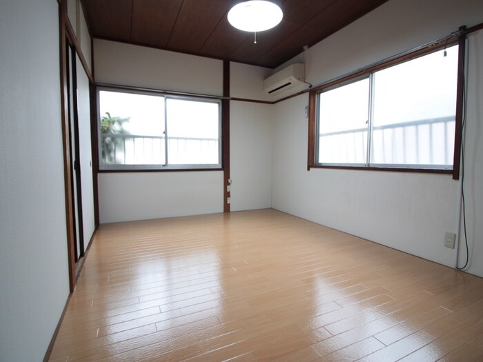 メゾーネ下馬の物件内観写真