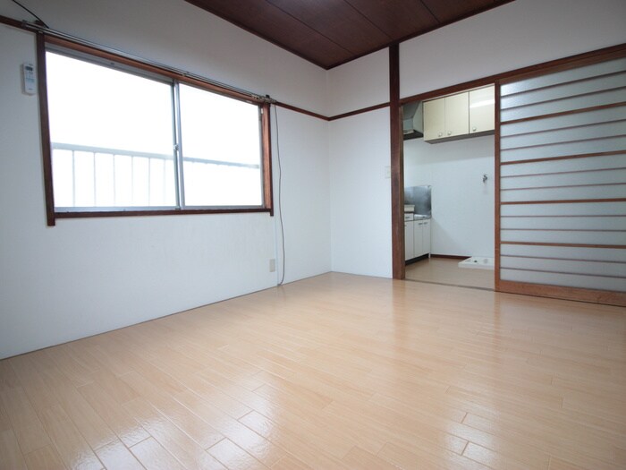 メゾーネ下馬の物件内観写真