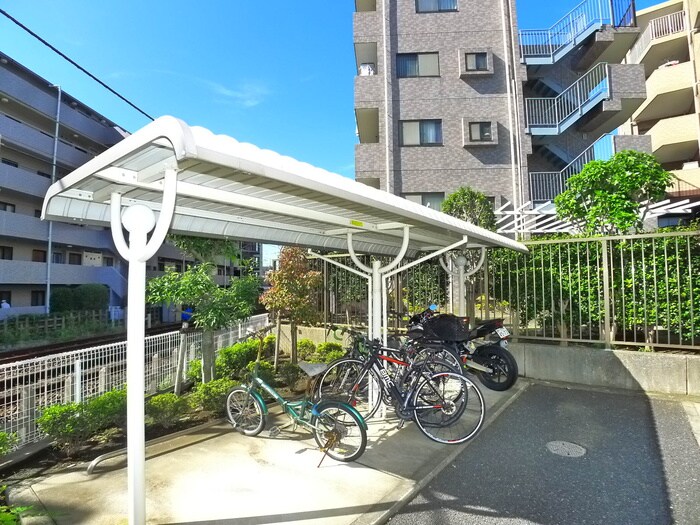 シャロルスタ－の物件外観写真