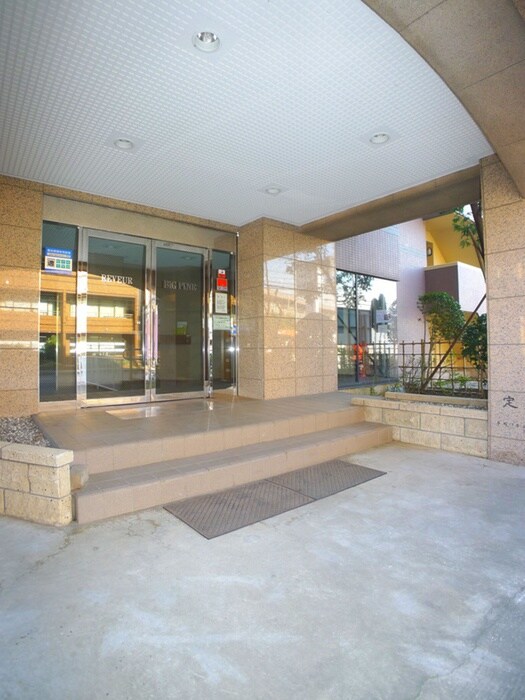 リヴェ－ルビックパインの物件外観写真