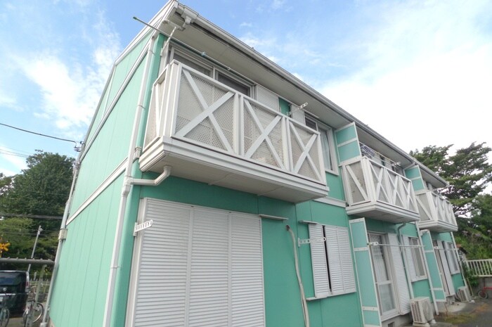 グリ－ンハイツＢ棟の物件外観写真